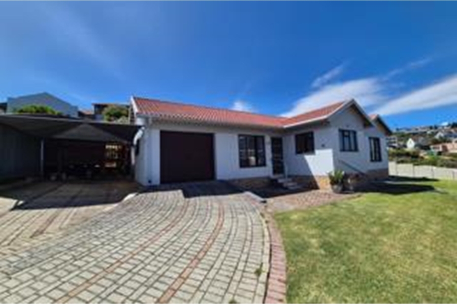 3 Bedroom Property for Sale in Dana Bay Western Cape